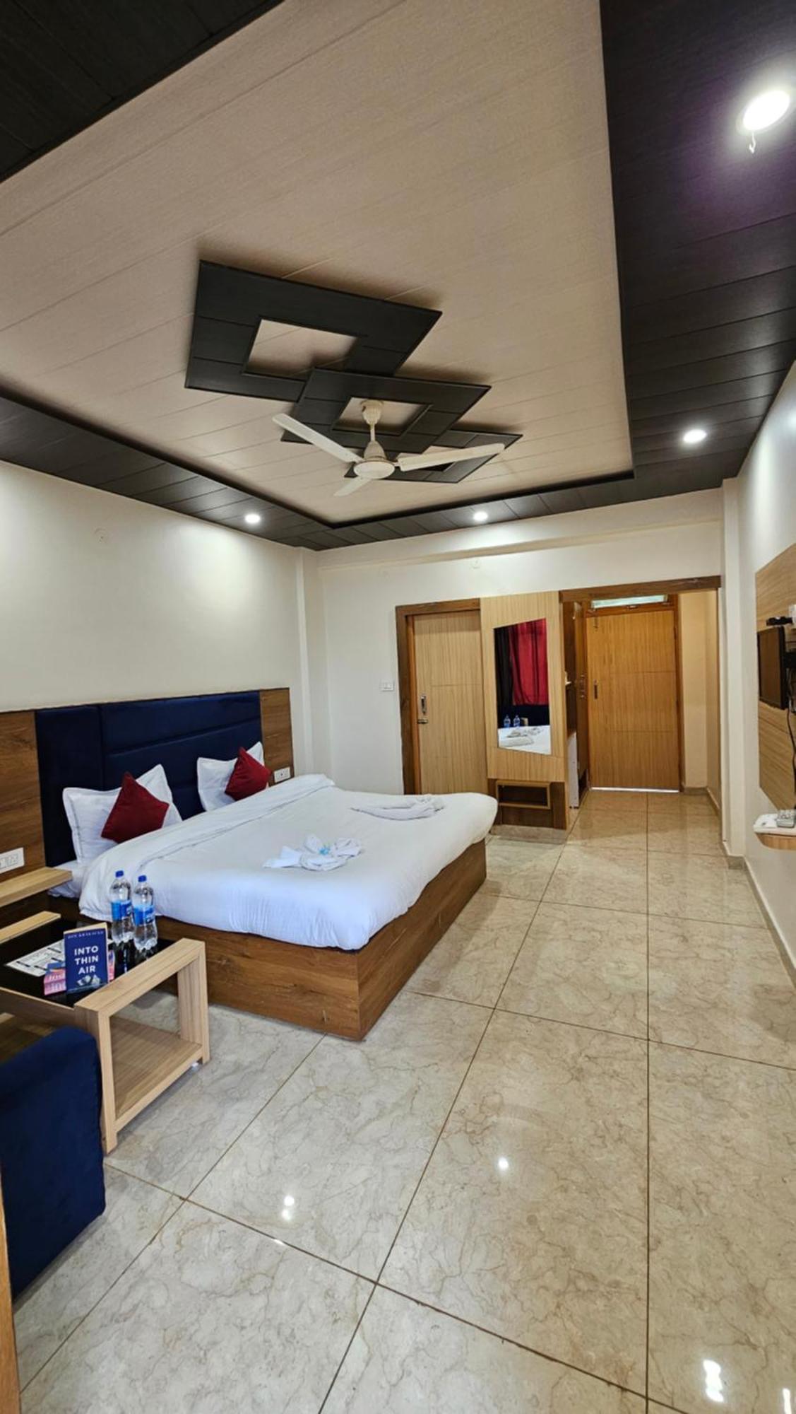 View And Restaurant Guest house *