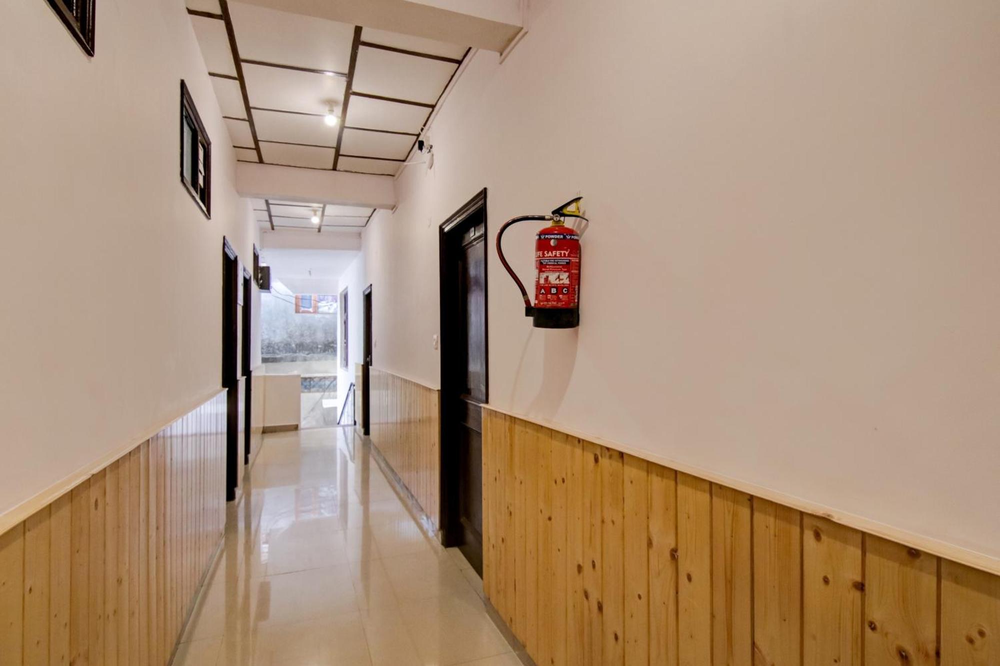 Oyo The Cloud Hills Hotel McLeod Ganj
