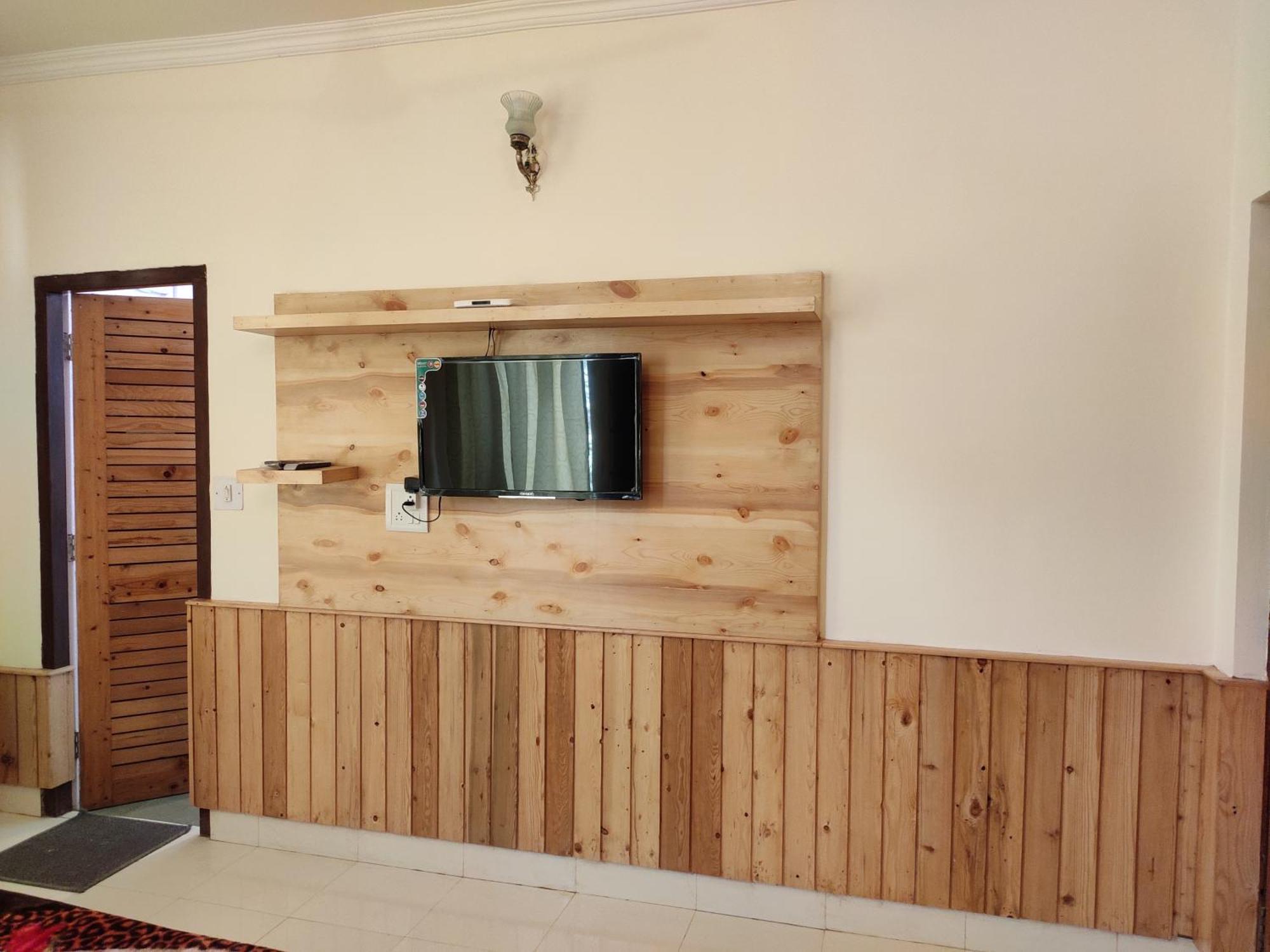 Hostel Greenwoods Mcleodganj