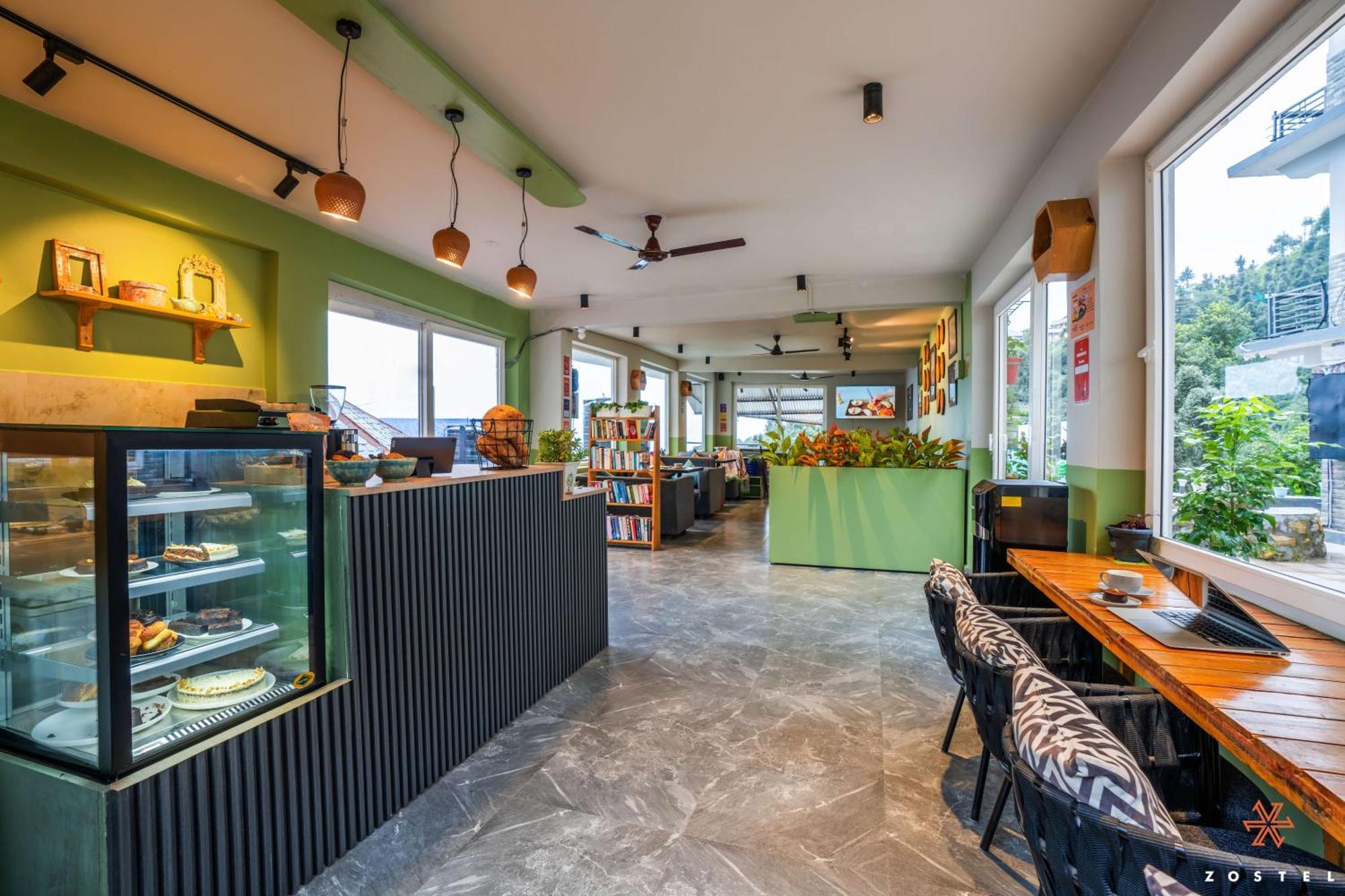 Hostel Zostel Dharamkot *