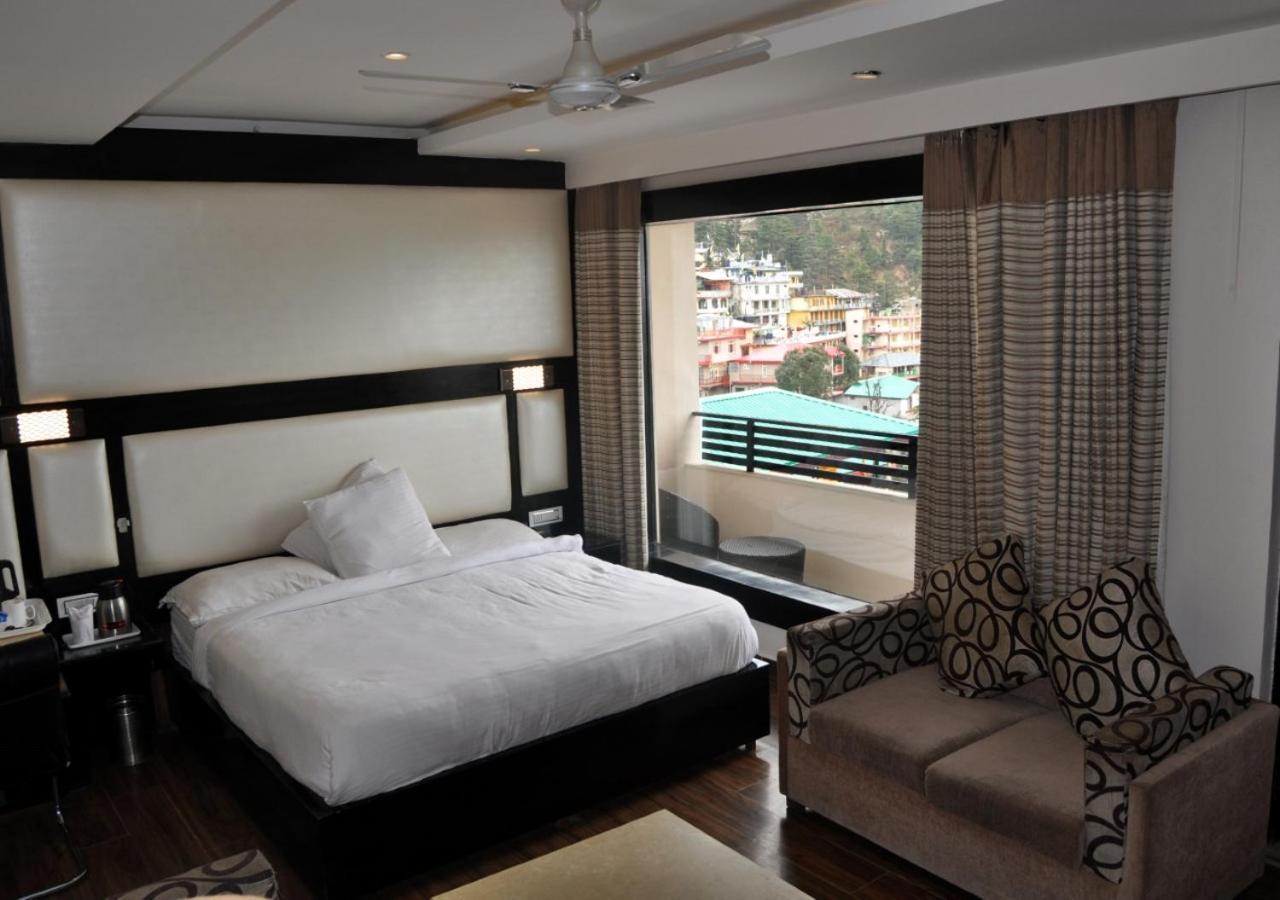 Hotel Lavish & Black Magic Restaurant And Bar Dharamshala 4*