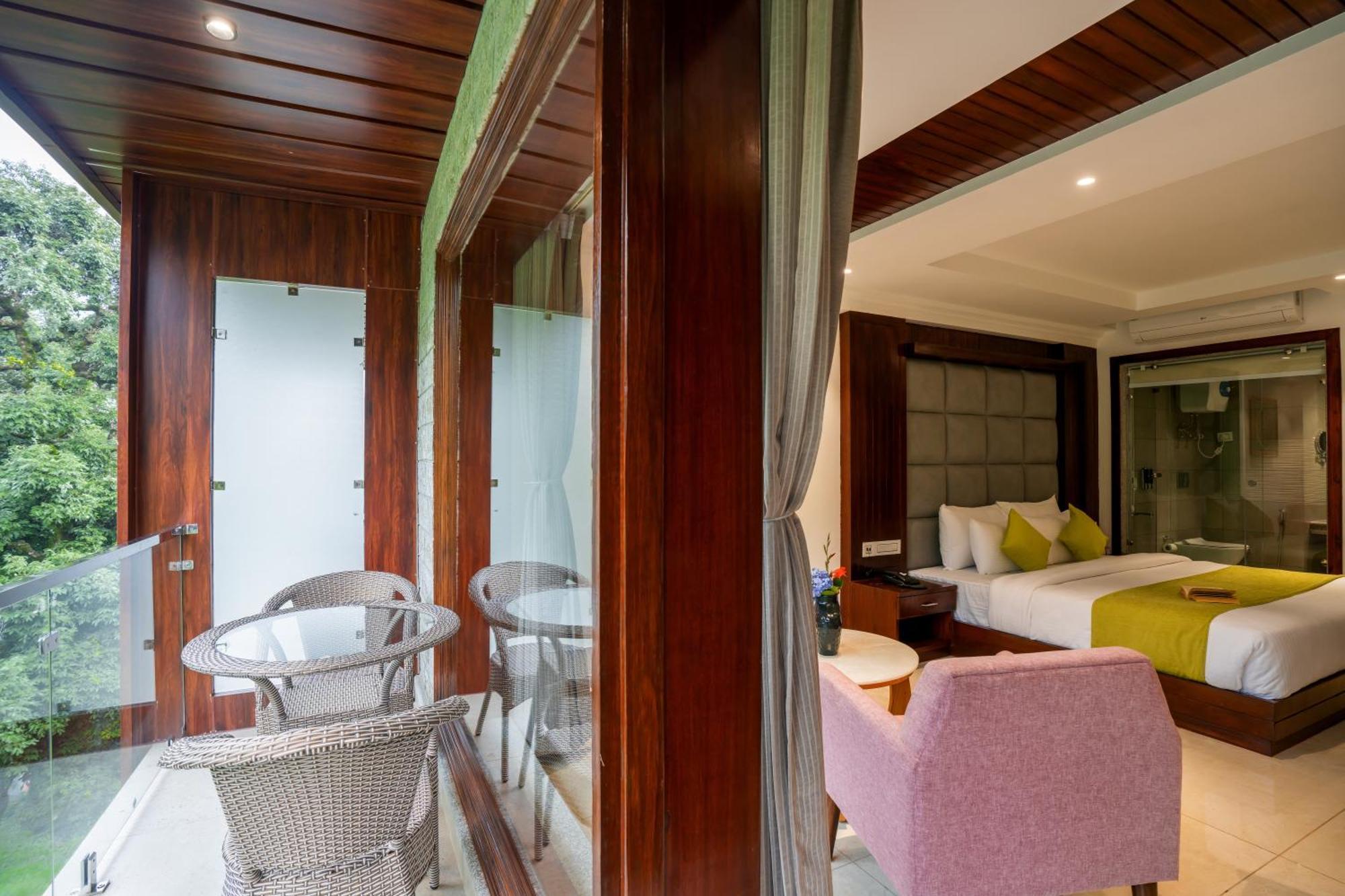Alt Life Luxe - Himalayan Crown - Dharamkot Mcleodganj Hotel McLeod Ganj