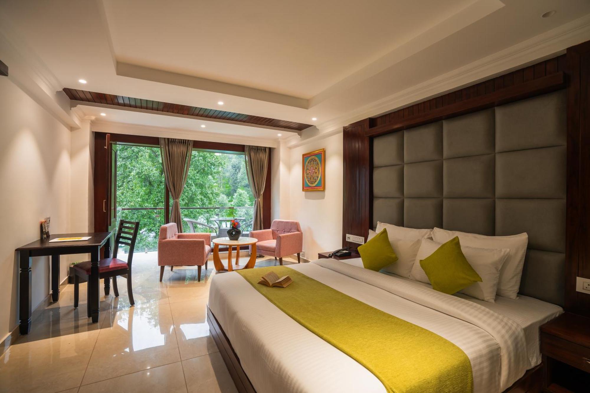 Alt Life Luxe - Himalayan Crown - Dharamkot Mcleodganj 4* McLeod Ganj