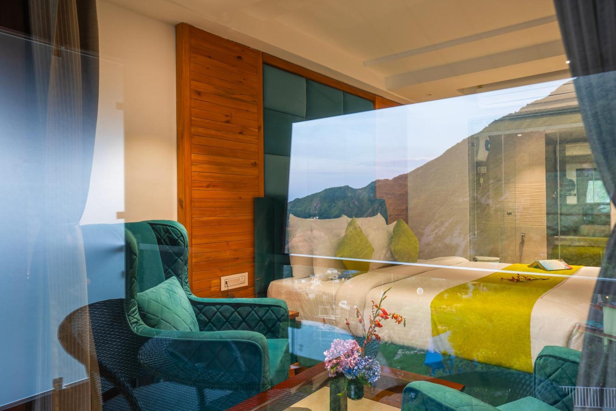 Alt Life Luxe - Himalayan Crown - Dharamkot Mcleodganj 4*
