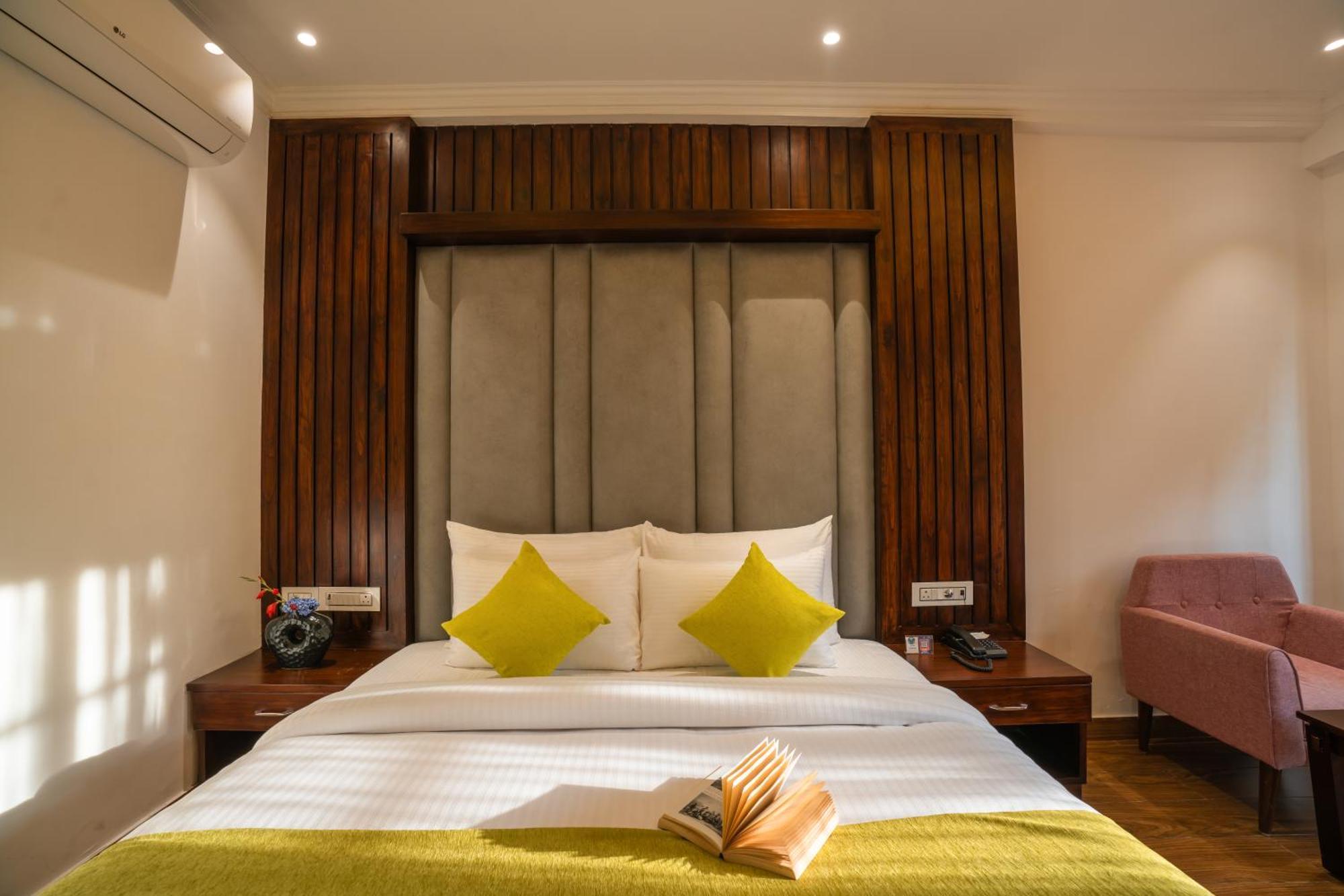 Hotel Alt Life Luxe - Himalayan Crown - Dharamkot Mcleodganj