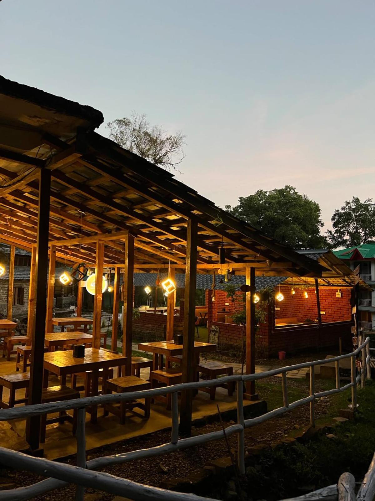 Himtrek Stays,mcleodganj Bed & Breakfast *