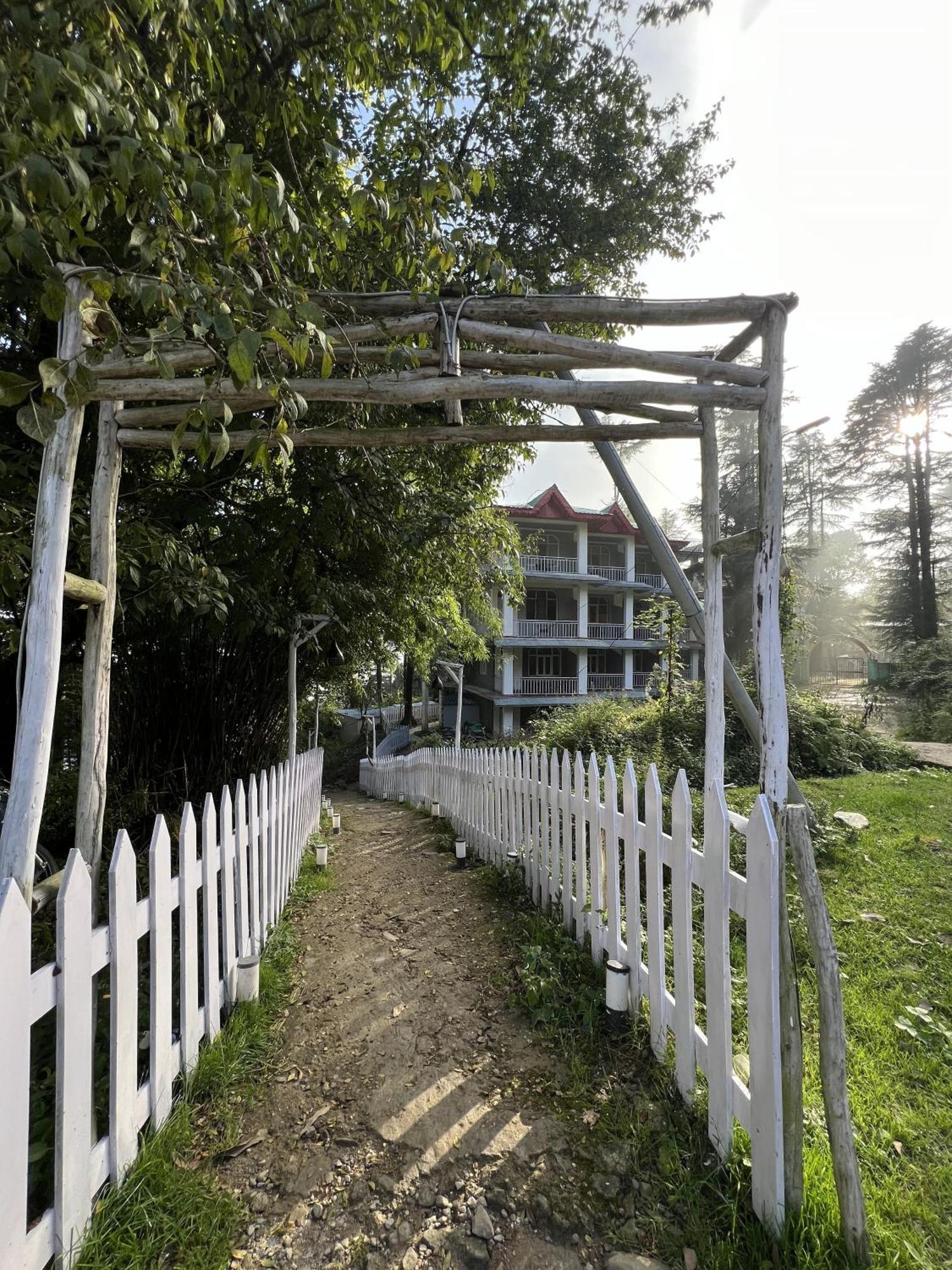 Himtrek Stays,mcleodganj *