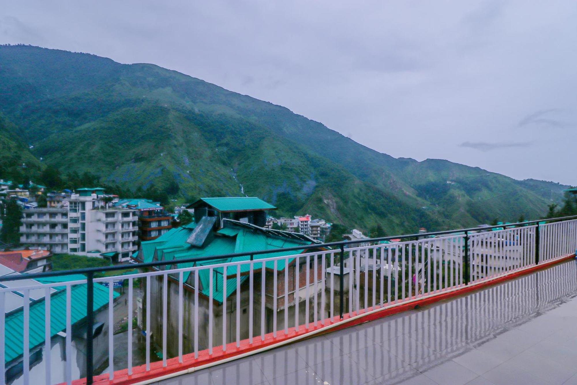 O White Mountains 3* McLeod Ganj