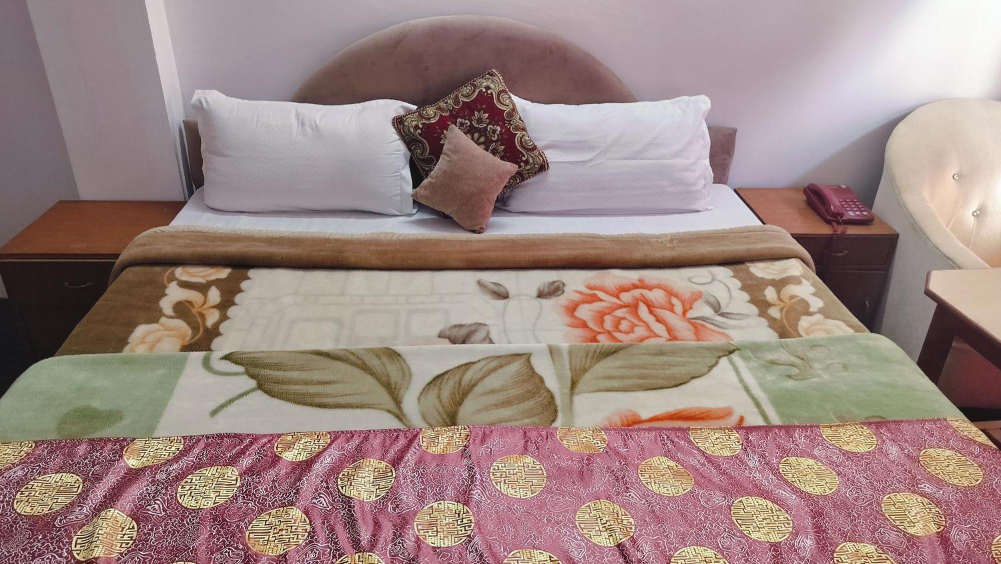 Chaitanya Hotel