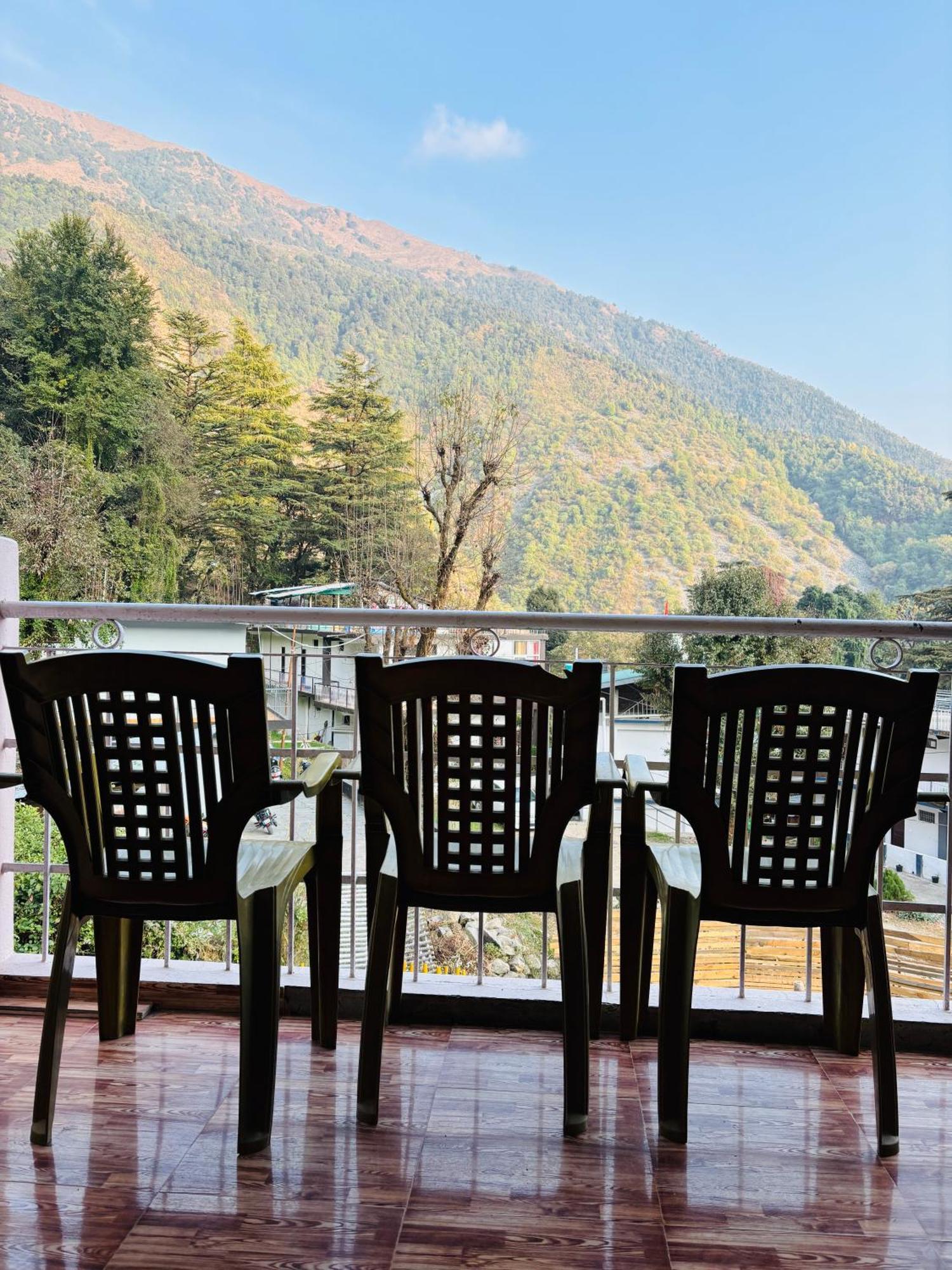 Rahgir Mcleodganj Hostel