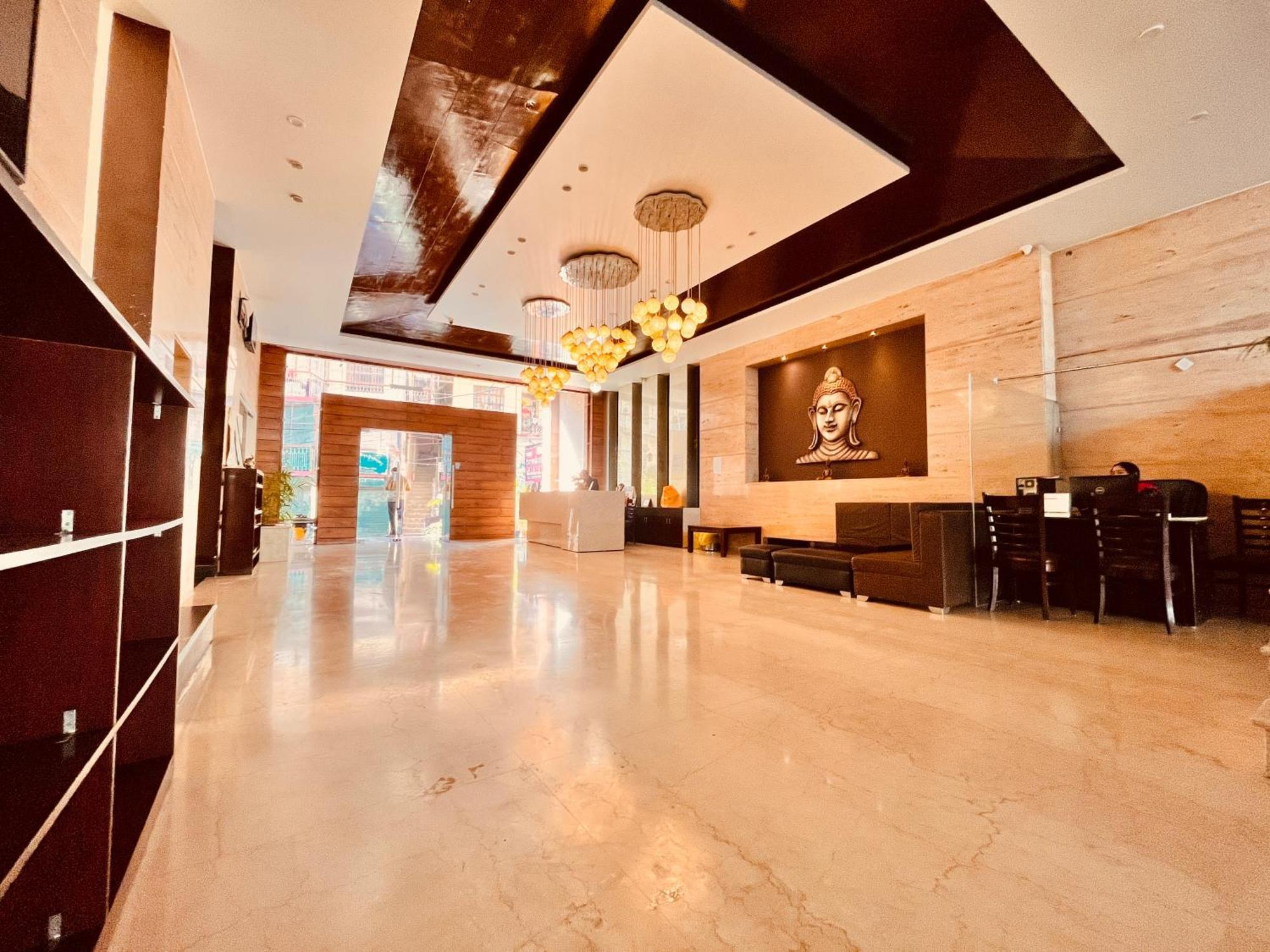Hotel The Vaikunth Mcleodganj #centrally Heated & Air Cooled #scenic Mountain View #big Parking #on Mall Road #top Rated #most Awarded #premium #bar #terrace #lift #property Of The Year