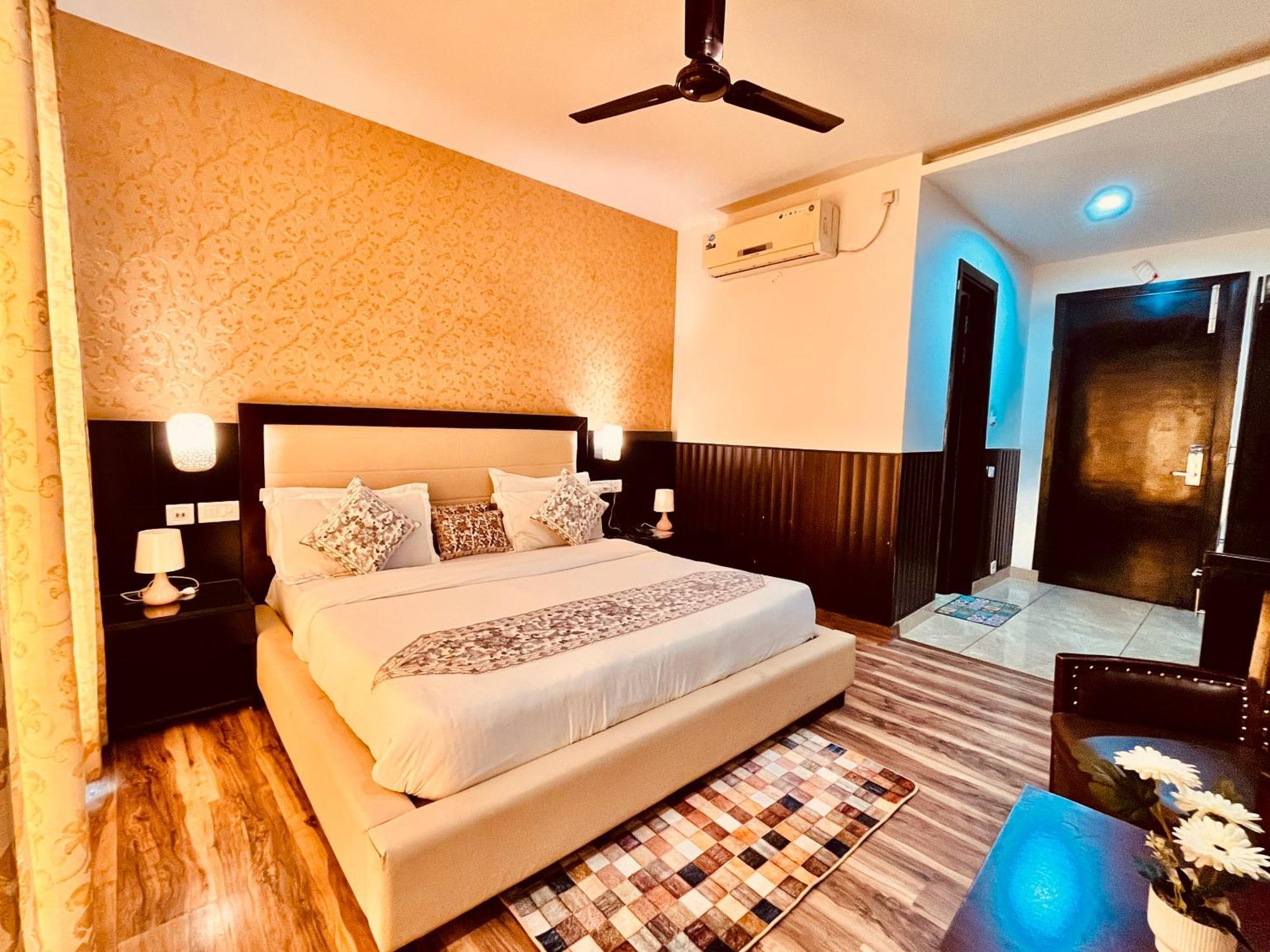 The Vaikunth Mcleodganj #centrally Heated & Air Cooled #scenic Mountain View #big Parking #on Mall Road #top Rated #most Awarded #premium #bar #terrace #lift #property Of The Year