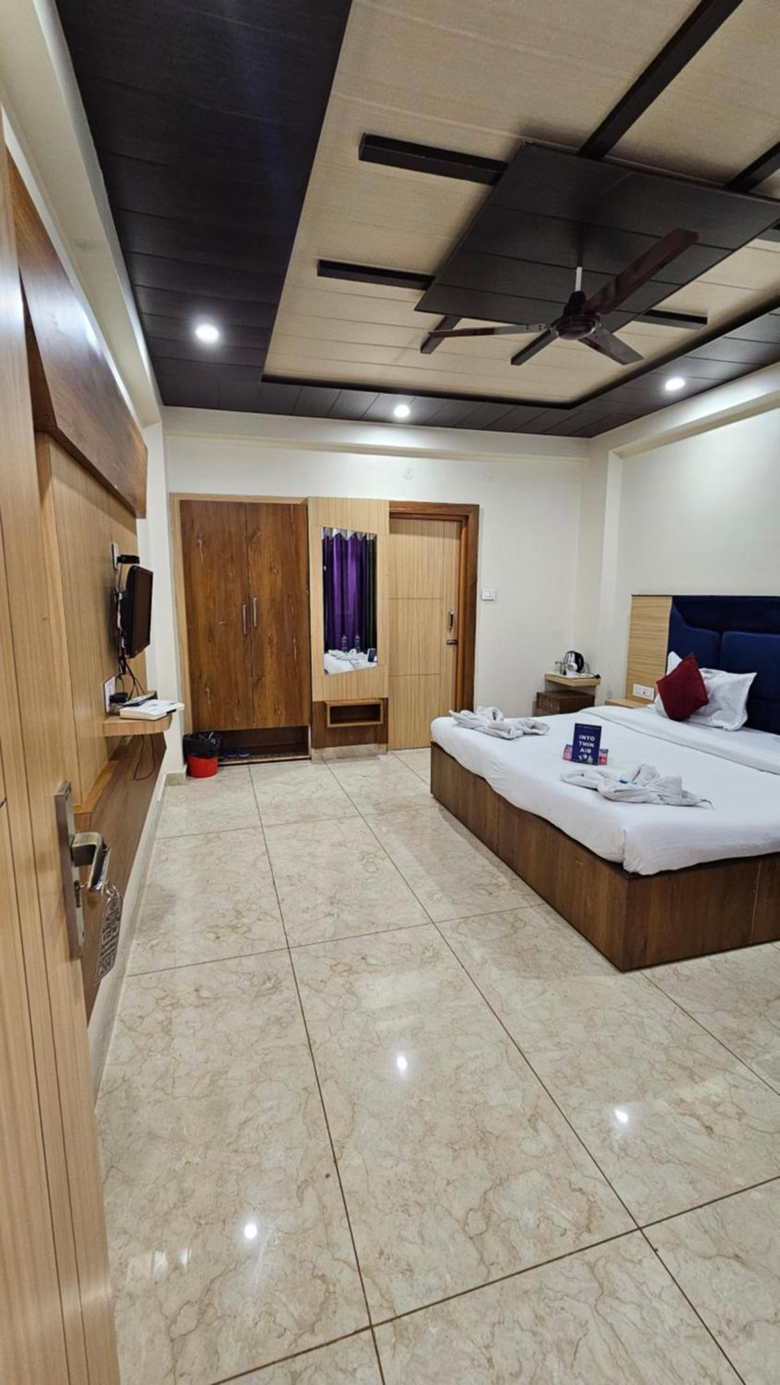 View And Restaurant Guest house