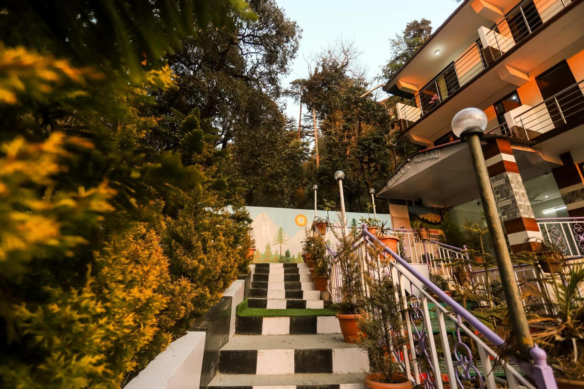 Hotel Mirage Grand 3*