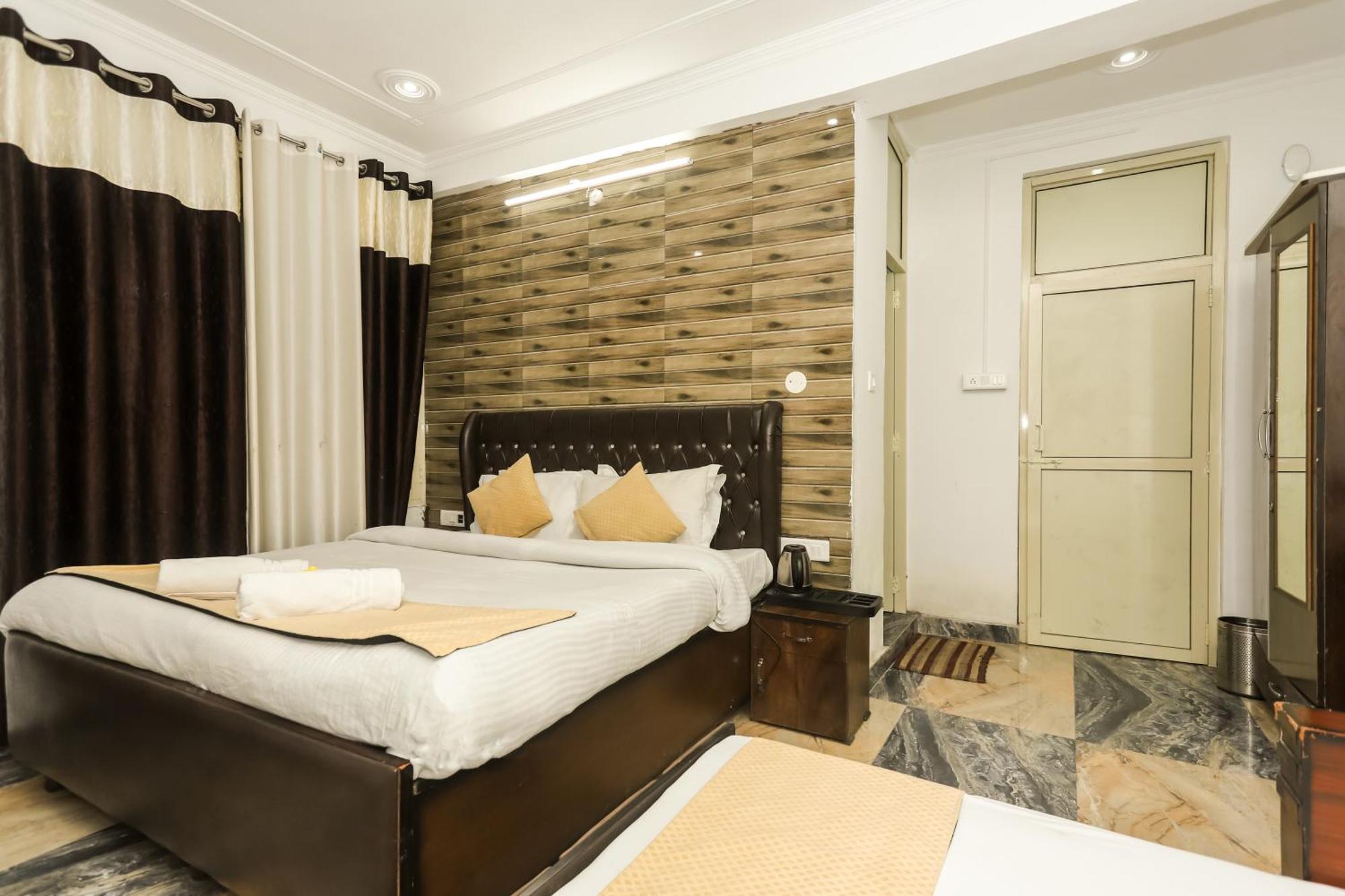 Mirage Grand 3* McLeod Ganj