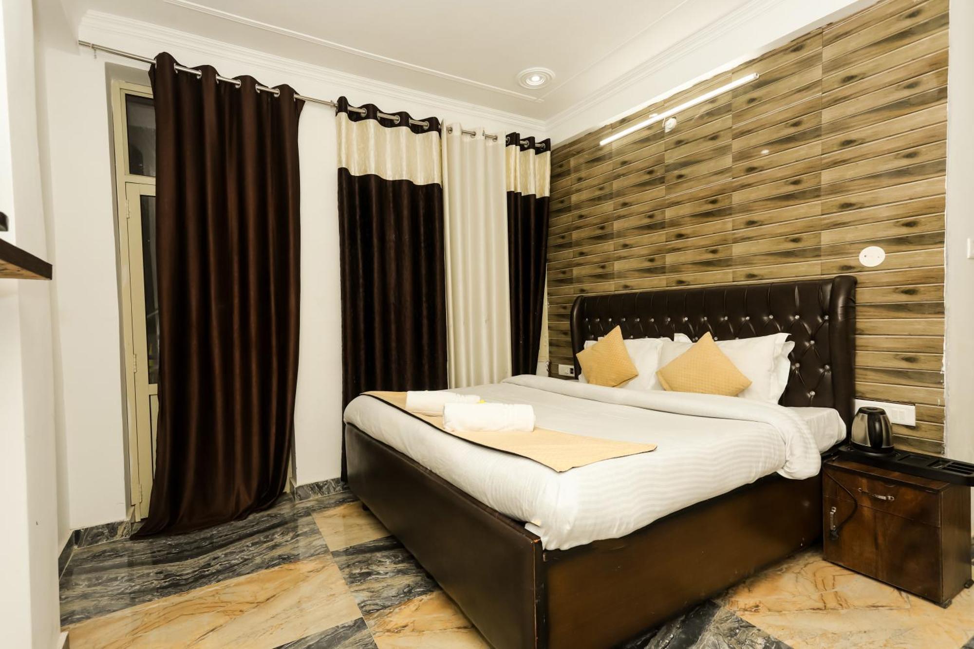 Mirage Grand Hotel