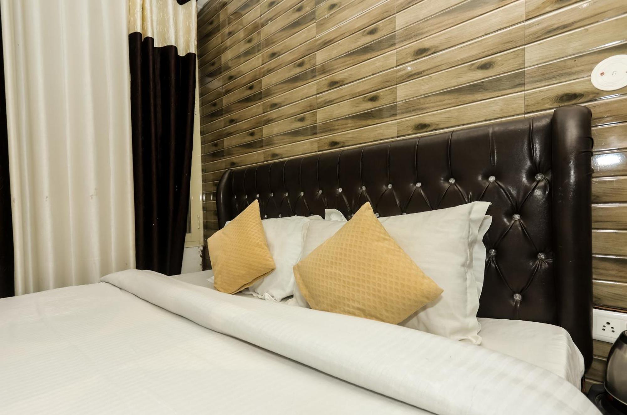 Mirage Grand 3*