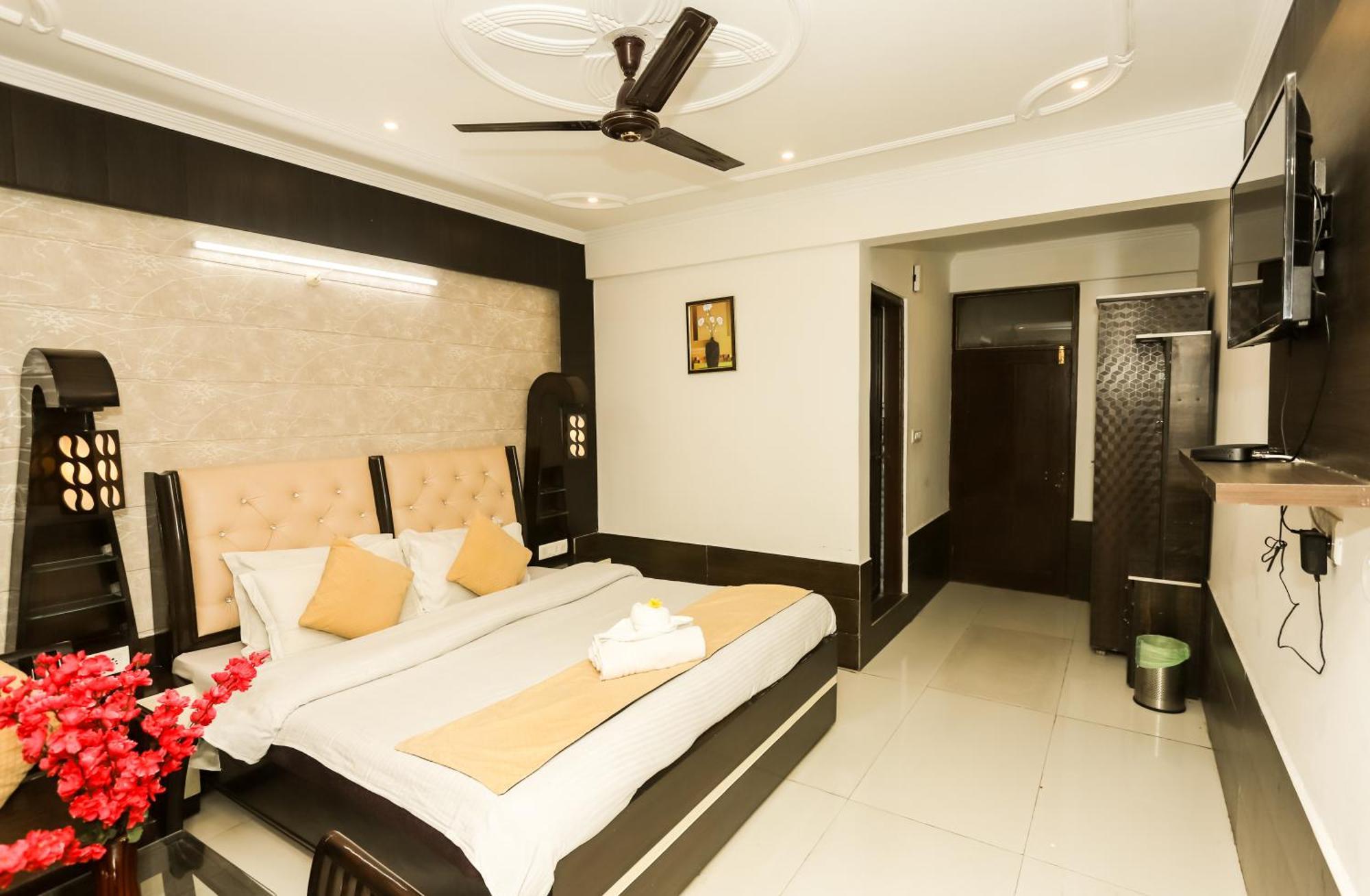 Hotel Mirage Grand McLeod Ganj