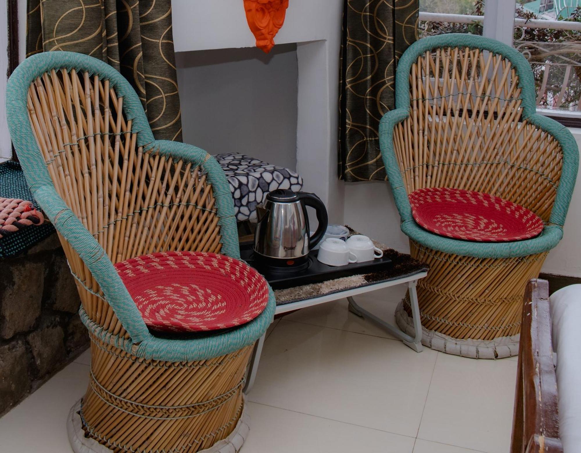 Hotel Victoriya Palace,mcleod Ganj 3*