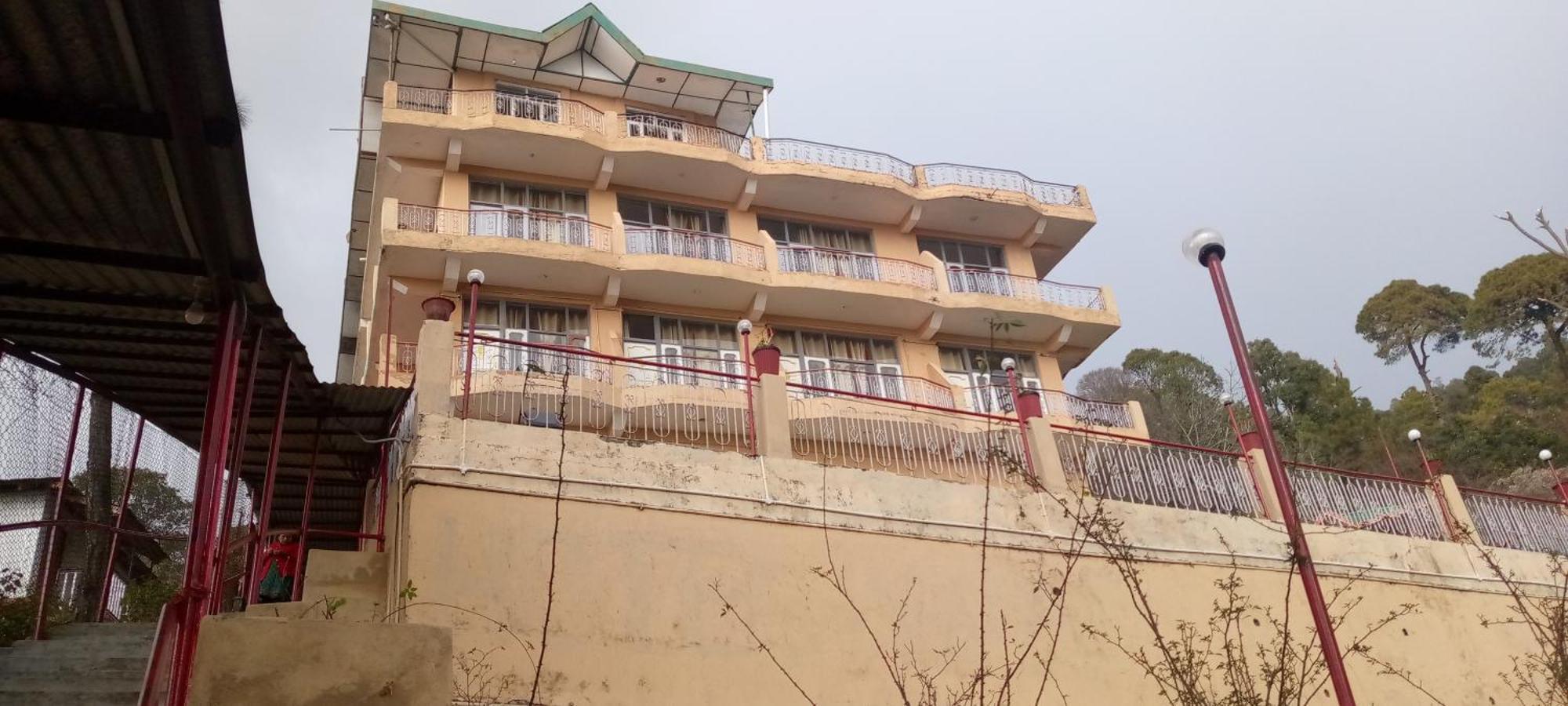 Chaitanya Hotel