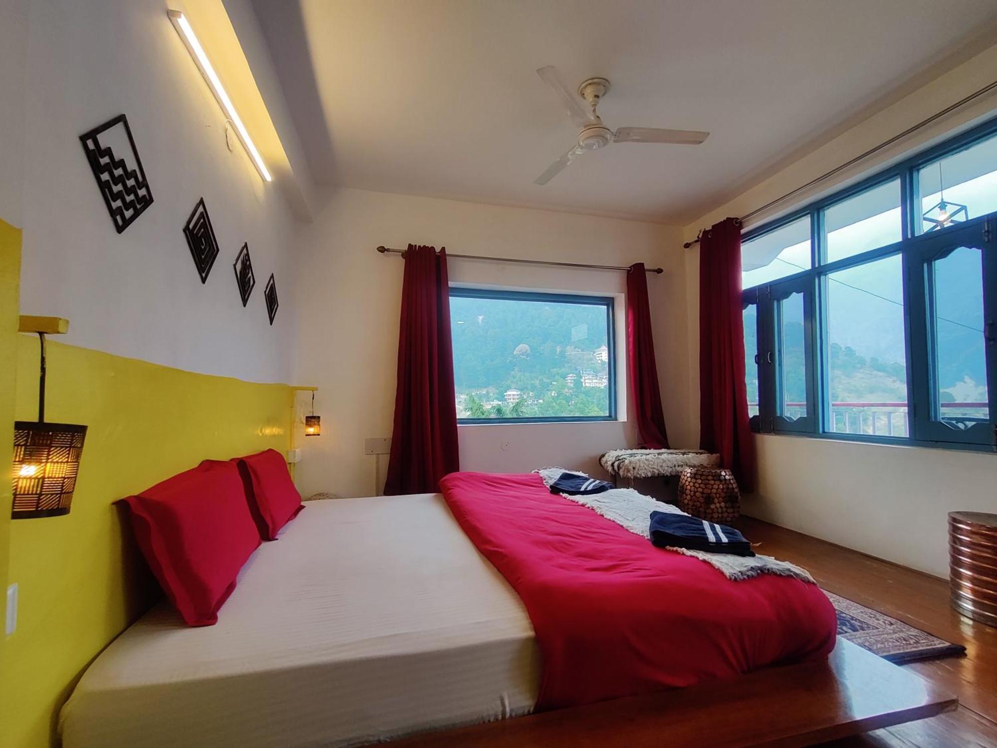 Mitra Mcleodganj Hostel *