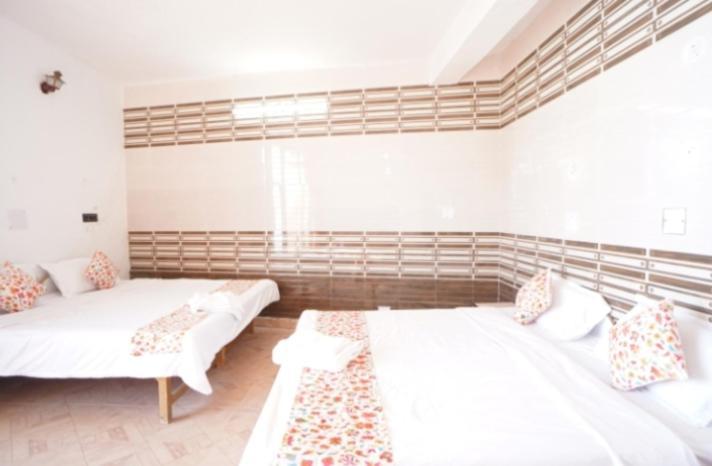 Chaitanya Hotel
