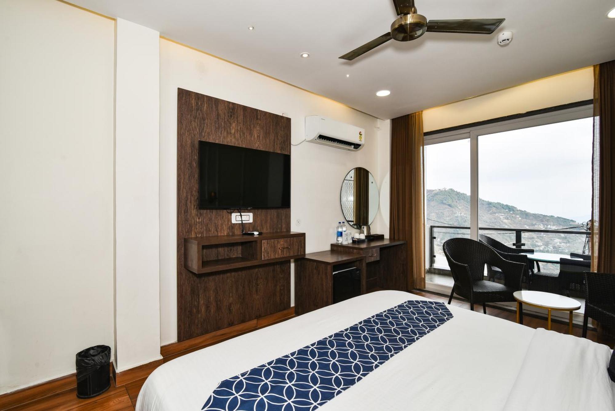 Hotel Ah Grand