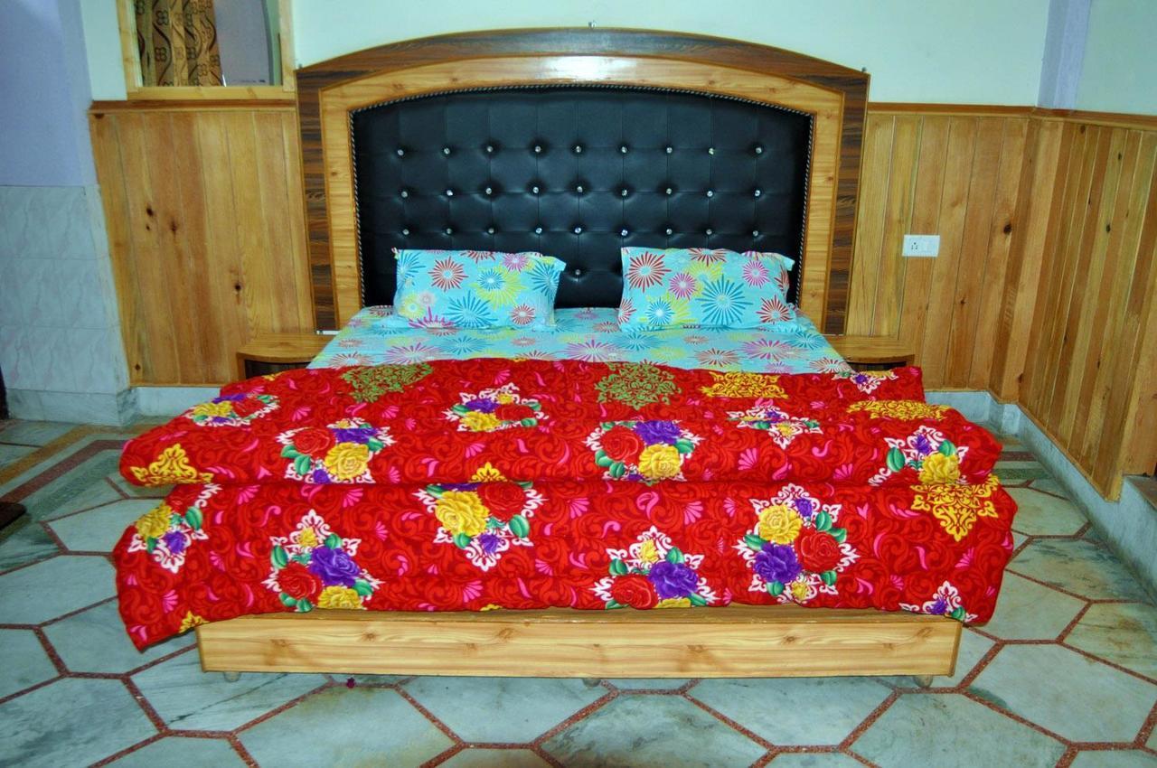 Hotel Himalyan Paradise 3*