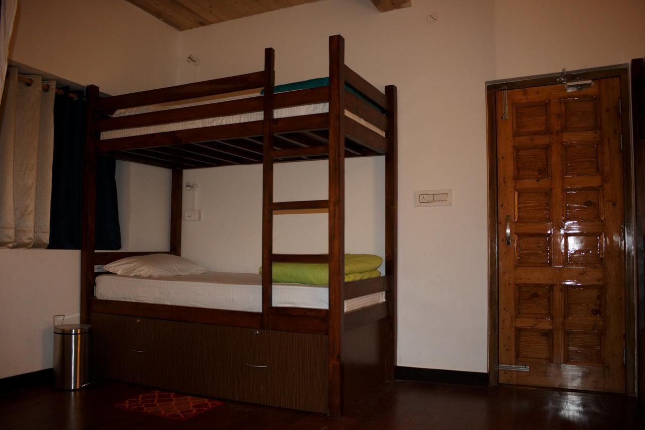 Hostel Flugler Hostels Dharamkot