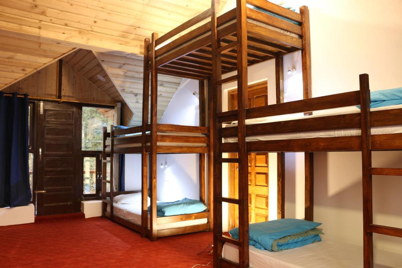 Flugler Hostels Dharamkot McLeod Ganj