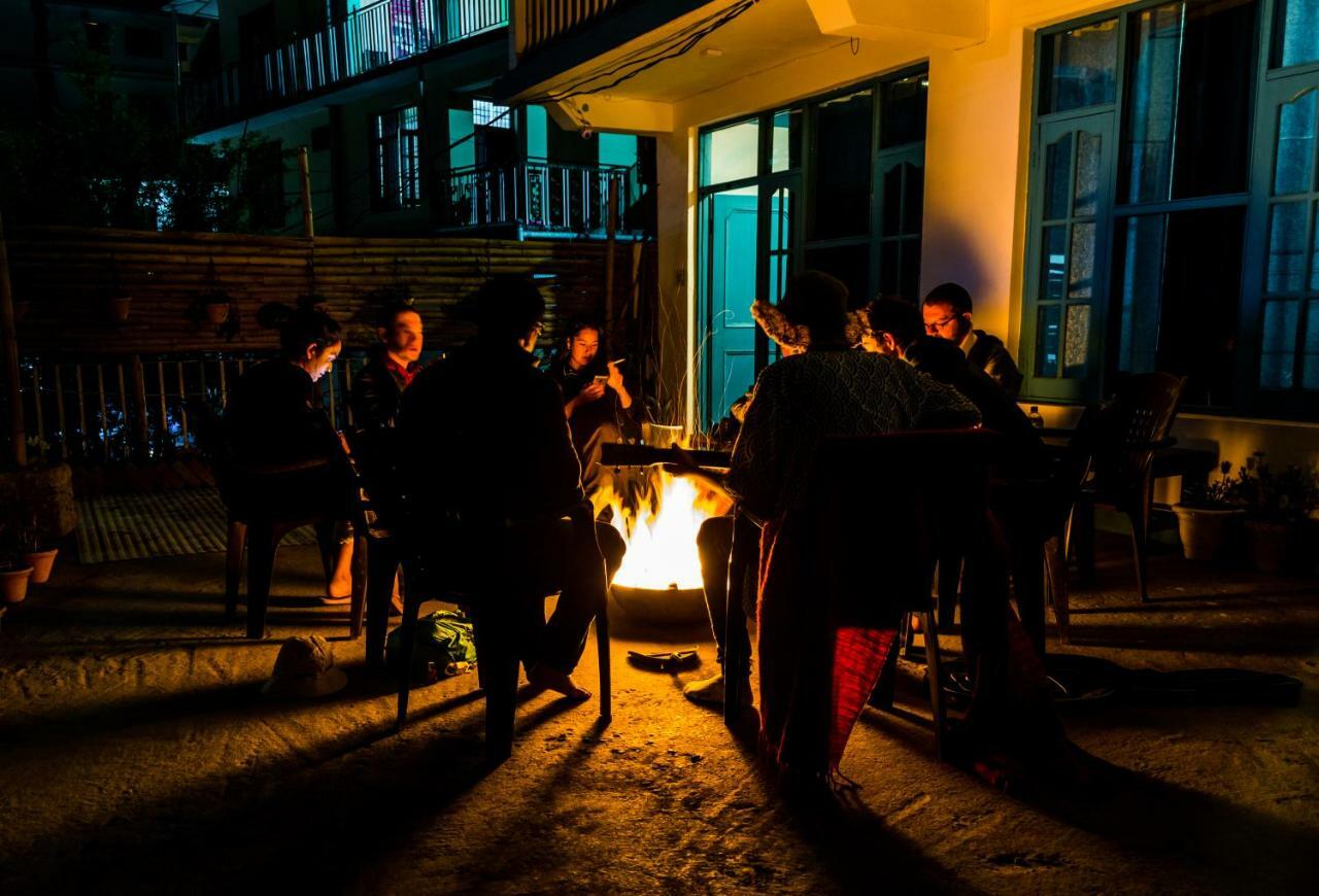 Triangle Folks, Mcleodganj
