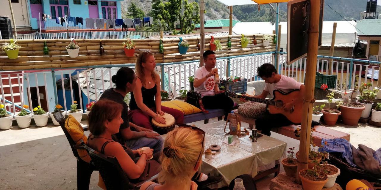 Triangle Folks, Mcleodganj Hostel McLeod Ganj