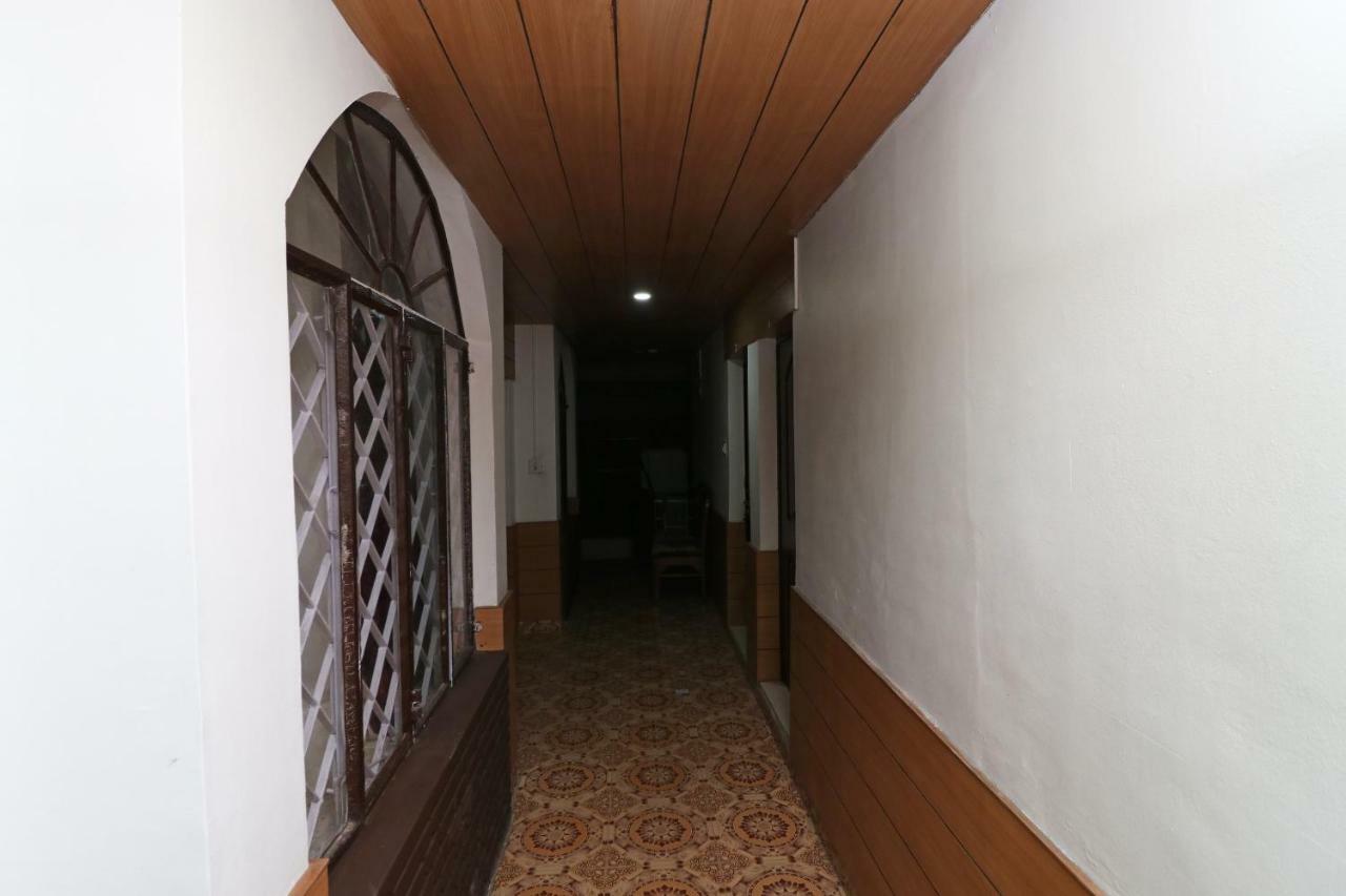 Oyo 38090 Sharma McLeod Ganj