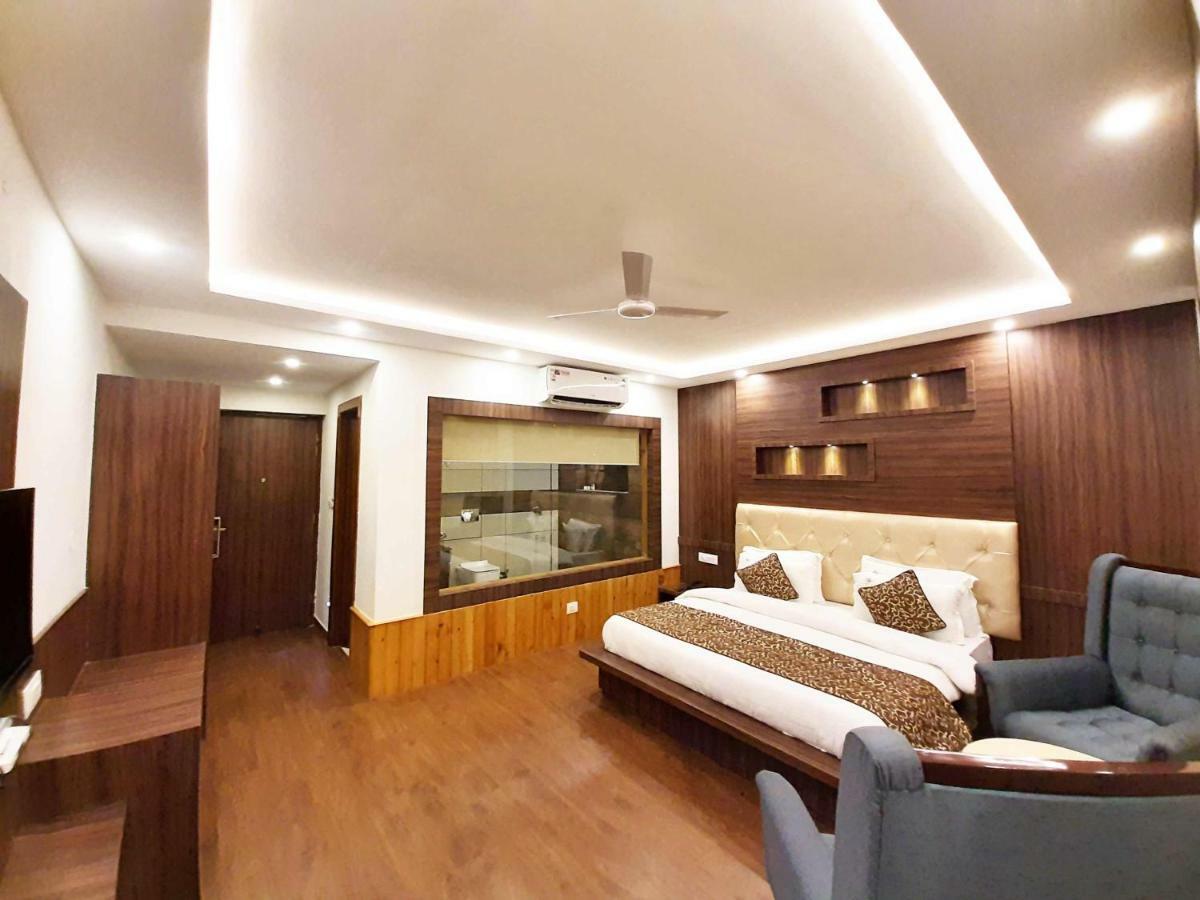 Hotel Trinity Heights 4*