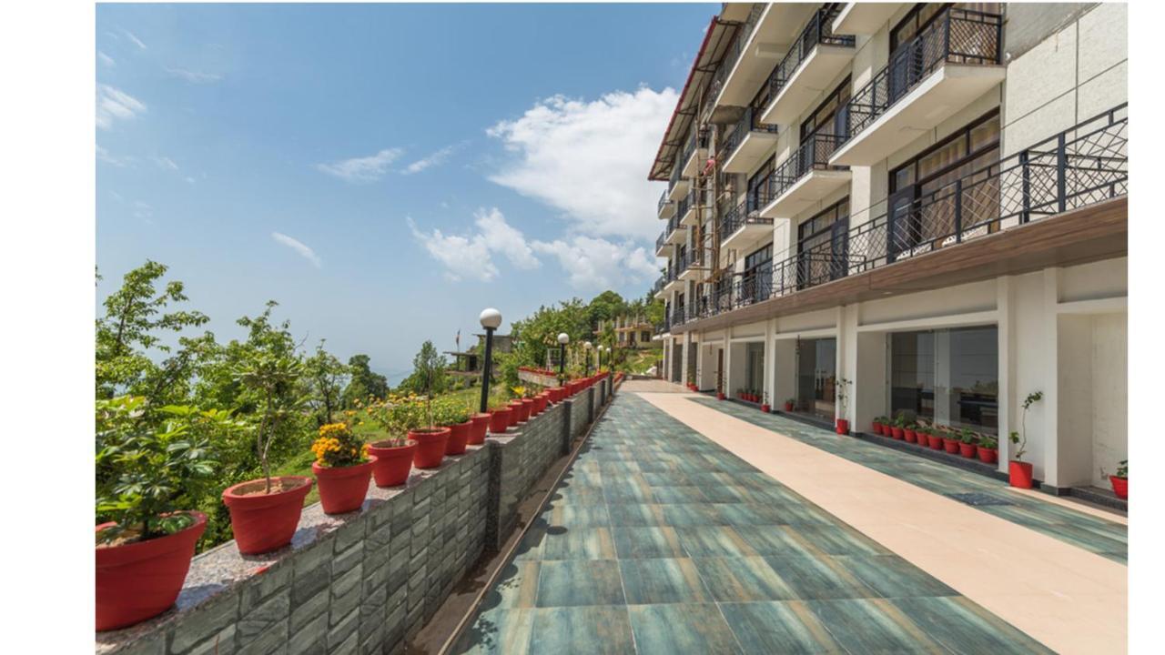 The Gateway Dal Resort, Mcleodganj, Dharamshala Hotel 2*